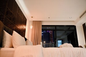 Minibar, in-room safe, iron/ironing board, free WiFi - Tajreed Hotel (Riyadh)