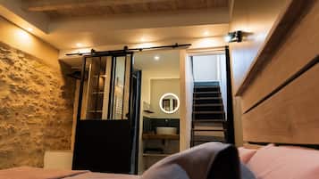 1 dormitori, planxa i posts de planxar i wifi gratuïta