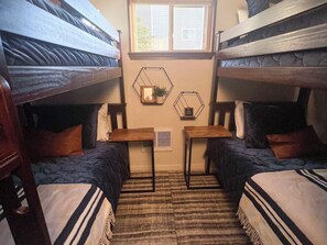 3 habitaciones, tabla de planchar con plancha y wifi gratis 