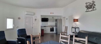 Les Saintes Maries de la Mer 3 bedroom house, air conditioning, Wifi, parking
