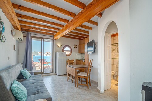 403-A-Sch&ouml;ne Wohnung mit Blick auf den Kanal und Swimmingpool