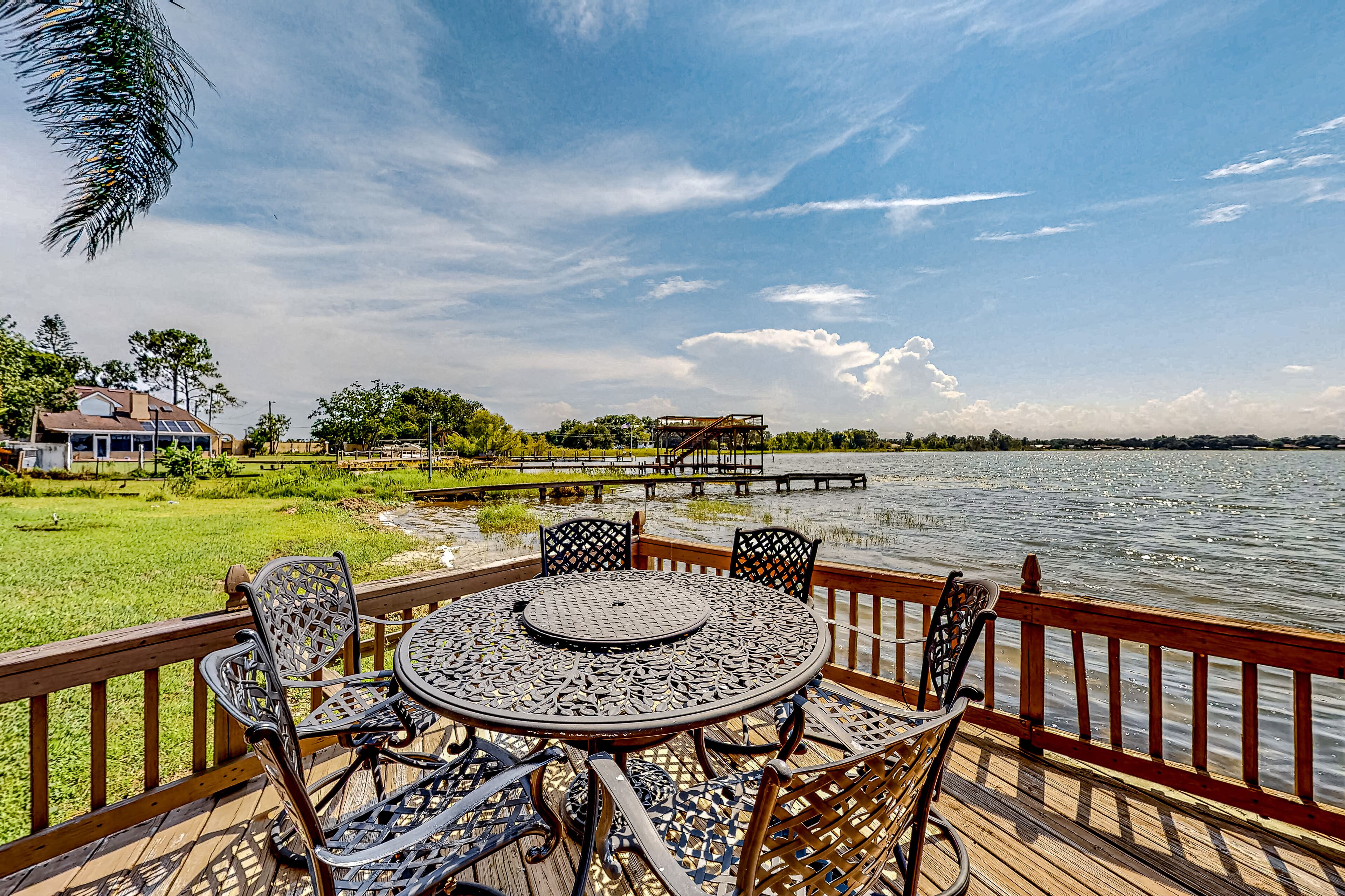 Lakeside Sunset | House in Eagle Lake
