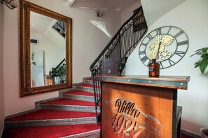 Reception - Villa 1927 (Belgrade)