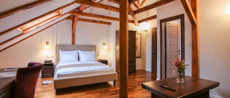 Superior Room | 1 bedroom, premium bedding, memory foam beds, in-room safe