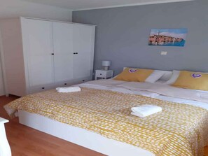 3 bedrooms, free WiFi - Holiday apartment with terrace and air conditioning (Rovinj)
