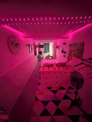 1 bedroom, iron/ironing board, free WiFi, bed sheets