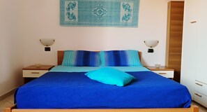 2 Schlafzimmer, Bügeleisen/Bügelbrett, Bettwäsche