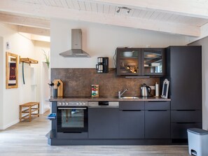 Fridge, oven, dishwasher, toaster - Ankerplatz by Interhome (Wingst)