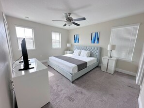 4 Schlafzimmer, Bügeleisen/Bügelbrett, WLAN, Bettwäsche