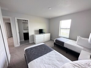 6 Schlafzimmer, Bügeleisen/Bügelbrett, WLAN, Bettwäsche