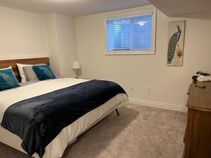 1 chambre, fer et planche à repasser, Wi-Fi gratuit, draps fournis