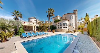VILLA NAILI