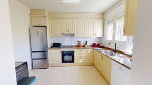 Fridge, microwave, oven, dishwasher