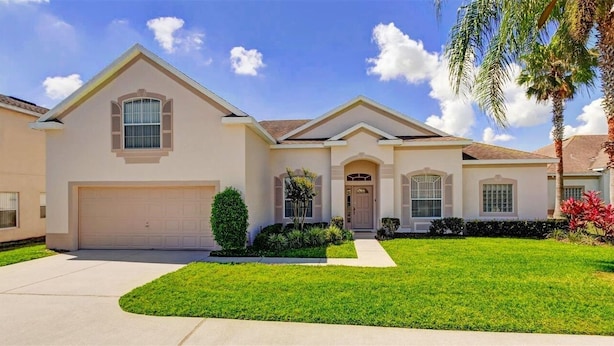 Exterior - 5 BR / 4 BA Villa, Wi-fi Private South Facing Pool (Davenport)