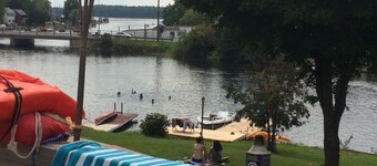 Cottage  Kawartha Lakes on Balsam lake 4 Bed Rooms