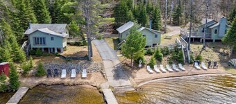3BR Lakefront Cabin with WiFi & Private Docks