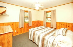 3 chambres, accès au Wi-Fi (inclus), literie fournie