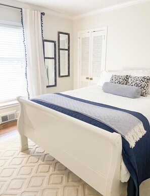 3 habitaciones, escritorio, tabla de planchar con plancha y wifi gratis