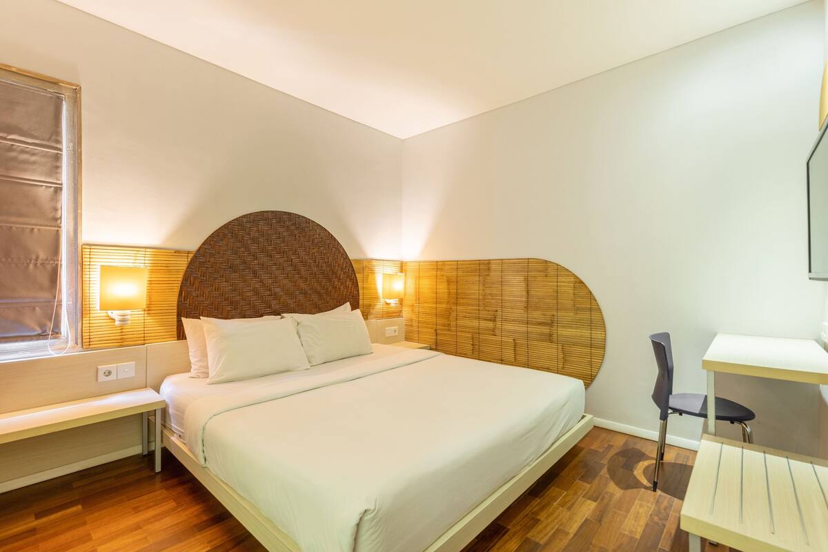 Quarto superior | 1 quarto, escrivaninha, espaço de trabalho para notebook