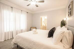 4 chambres, bureau, fer et planche à repasser, Wi-Fi gratuit