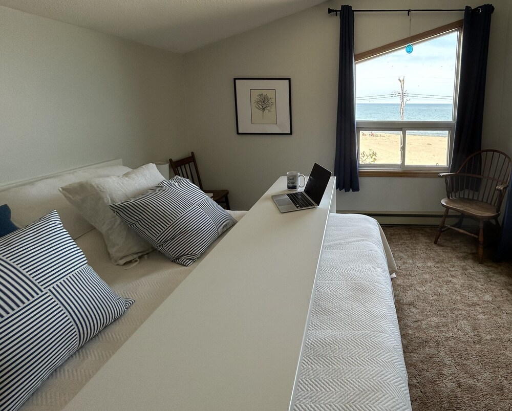 Illustration of Southampton Beachfront Penthouse Rentals