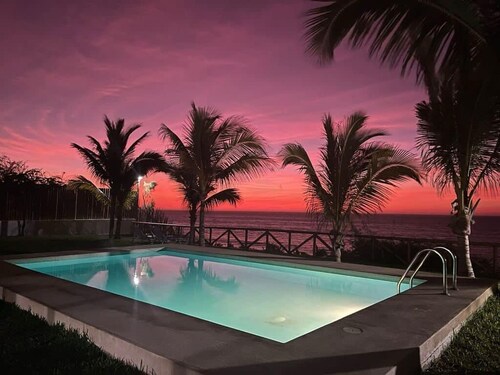 Beach House in Vichayito - Mancora with Stunning Ocean Views