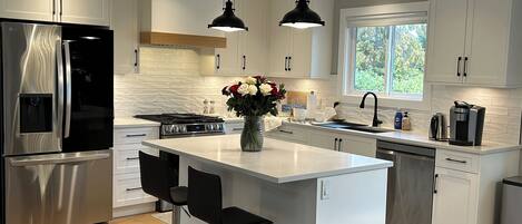 Microwave, oven, stovetop, dishwasher