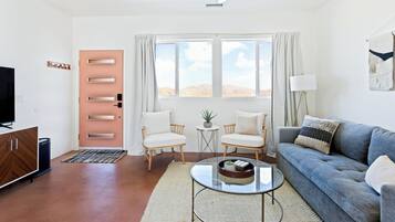 TV connectée, table de tennis de table