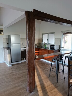 Private kitchen - Farm house with private beach between Colonia and Montevideo. (San José de Mayo)