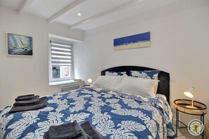 2 chambres, fer et planche à repasser, Wi-Fi gratuit, draps fournis