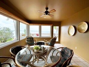 Dining - Beautiful lake home on the sandy south shores of Pelican Lake. (Nisswa)