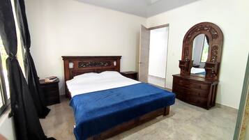 3 bedrooms, in-room safe, soundproofing, WiFi
