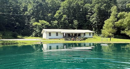 NEW WATERFRONT RETREAT~55 ACRES ~SWIM ~FISH ~KAYAK ~HIKE ~POND ~CREEK~KING BEDS~