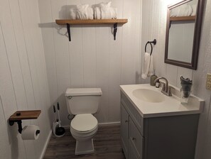 Adventure Cabin + Hot Tub at Loblolly Pines | Bathroom | Shower, free toiletries, hair dryer, towels - Loblolly Pines Adventure Camp Unit 3 (Eureka Springs)