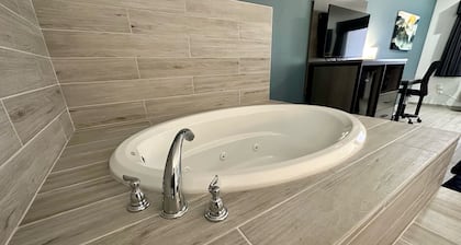 Crosby Travel Lodge & RV Park