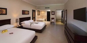 Hochwertige Bettwaren, Schreibtisch, kostenloses WLAN, Bettwäsche