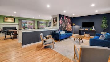 Smart-TV, fotballspill og bøker