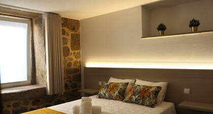 PlĂĄtanos & River Views I