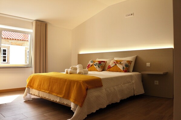 1 bedroom, desk, free WiFi, bed sheets - Plátanos & River Views III (Ponte de Lima)