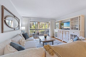 TV - Updated Colonnade Club Villa | Resort Amenities, Walk 2 Beach/Pool, Bikes (Hilton Head Island)