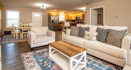 Cedar Hill ⭐️ 10 min to Parks ⭐️Great Views ⭐️ Pets