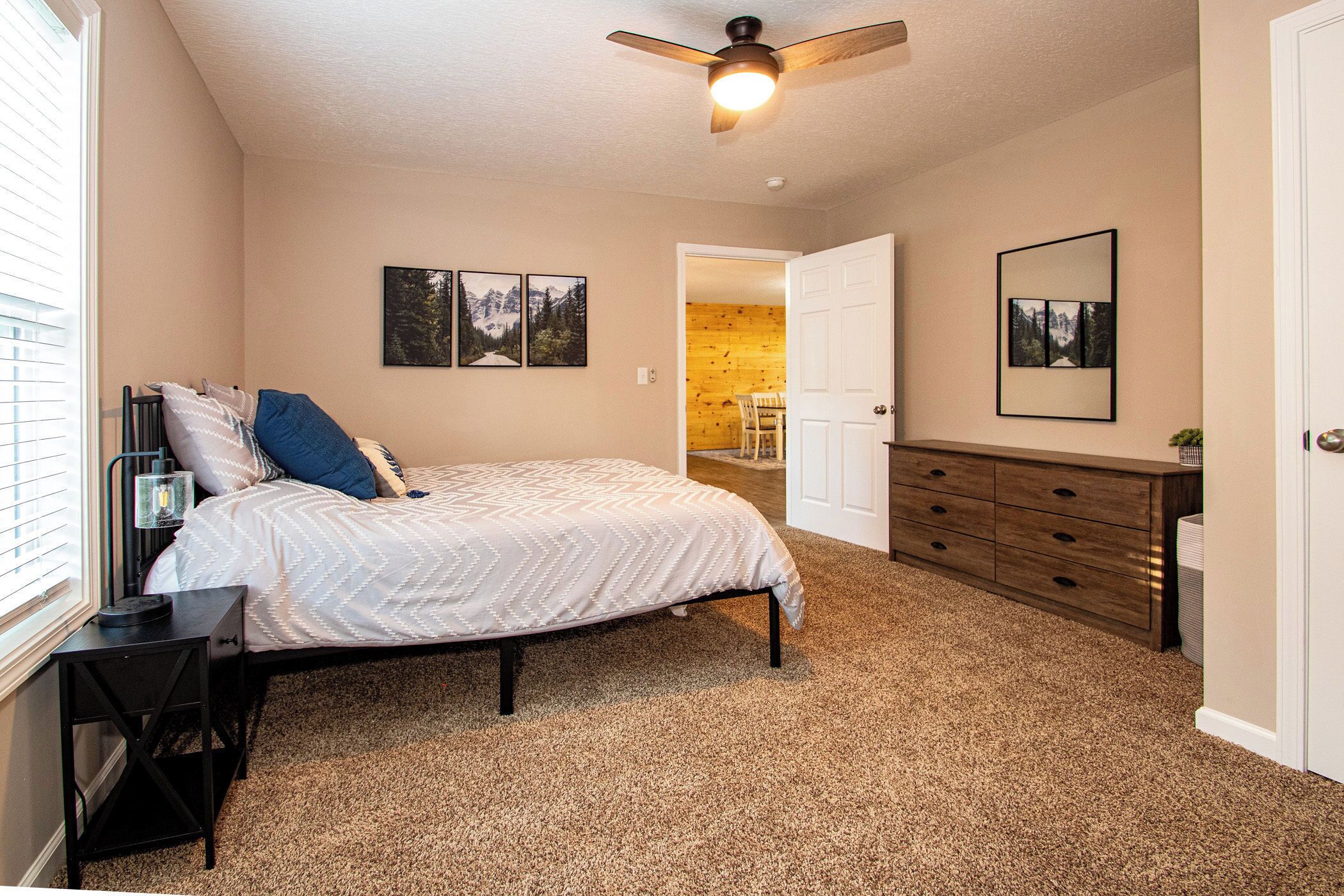 2 bedrooms, in-room safe, travel crib, free WiFi