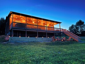 Exterior - Cedar Hill ⭐️ 10 min to Parks  ⭐️Great Views  ⭐️ Pets (Rockbridge)