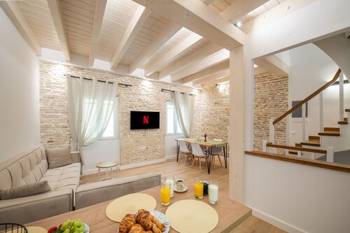 Casa di Marina - Charming Corfu Apartment for 4