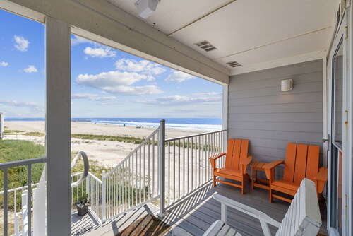 BEACHFRONT!!! Recently Updated 2 Bedroom 2 Bath  Condo