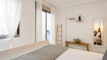 2 bedrooms, iron/ironing board, travel crib, free WiFi