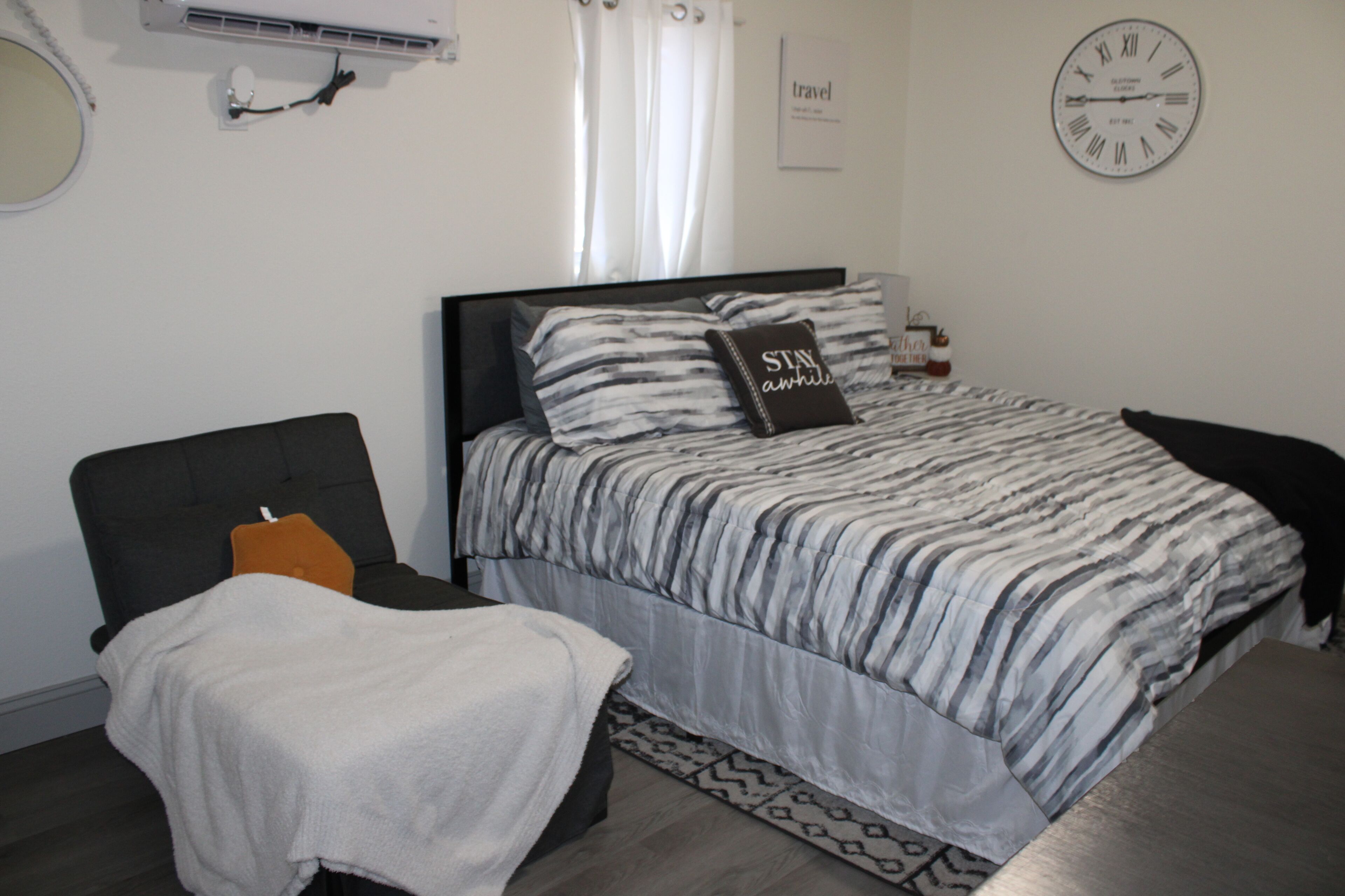 1 多间卧室、熨斗/熨衣板、WiFi、床单