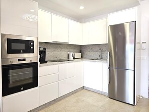 Microwave, oven, coffee/tea maker