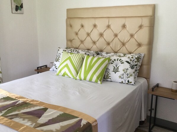 2 chambres, fer et planche Ă repasser, Wi-Fi, literie fournie