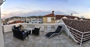 Apartamento, para fumantes | 3 quartos